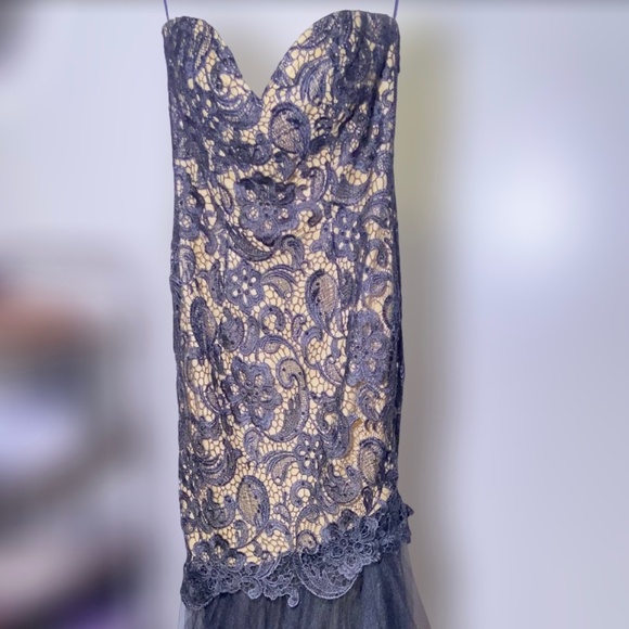 Alyce Paris Claudine, Black Nude Lace Mermaid Strapless Designer Dress SZ 0 - Picture 3 of 16